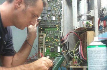 Placa electrónica en diagnóstico